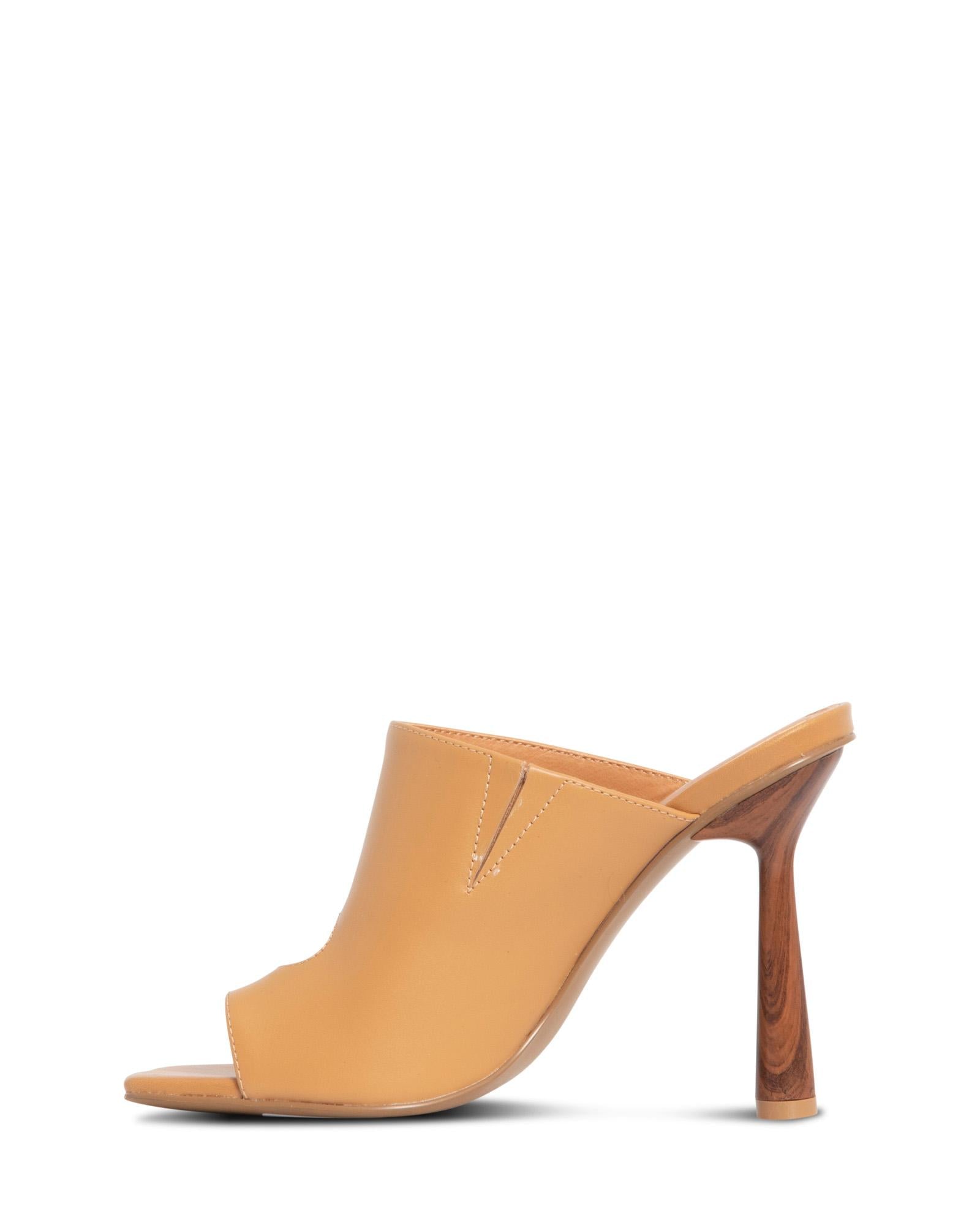 Saint Camel 11cm Heel